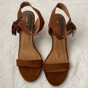 Qupid Brown Heels